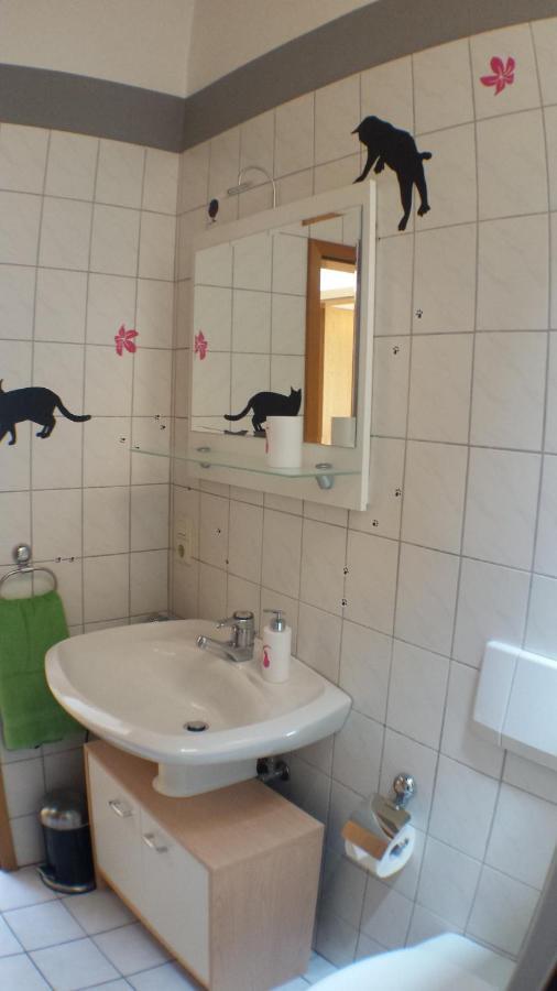 Ferienwohnung Katzenberger Беверунген Номер фото